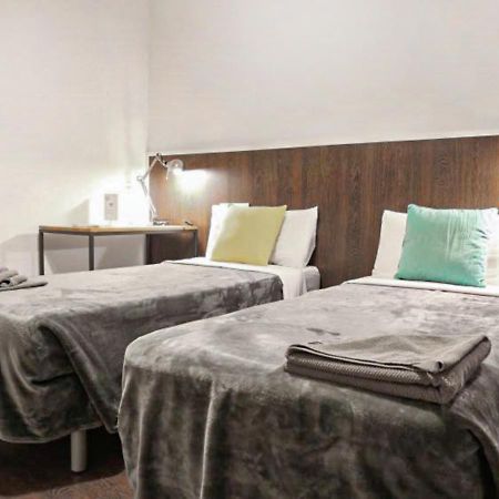 Traveller House Apartment Barcelona Ngoại thất bức ảnh